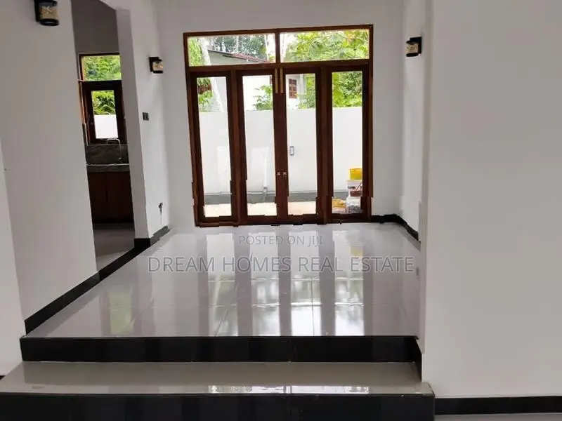 Brand New Luxury Single Storey House for Sale – Near Athurugiriya