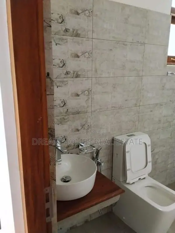 Brand New Luxury Single Storey House for Sale – Near Athurugiriya