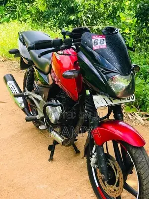Bajaj Pulsar 180 2012