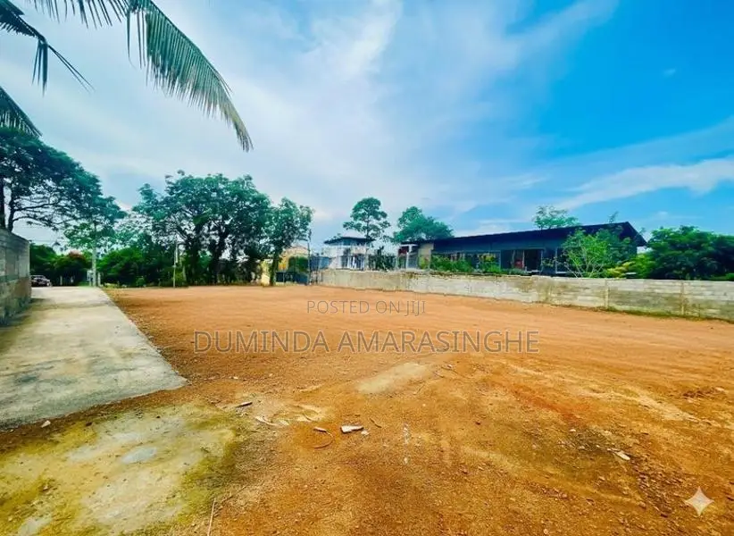 Land for Sale in Kalalgoda, Thalawathugoda