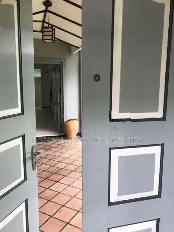 Spacious Architect Designed Family Home for Sale – Kiribathgoda