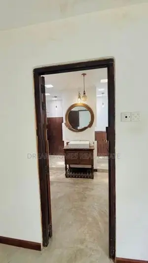 Luxury 5 Bedroom House for Rent in Millennium City, Athurugiriya