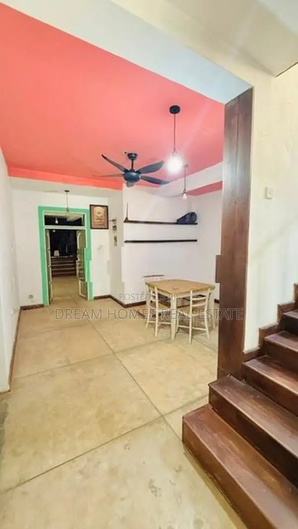 Luxury 5 Bedroom House for Rent in Millennium City, Athurugiriya
