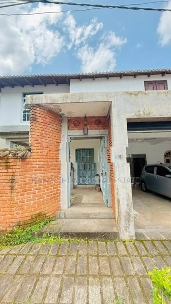 Luxury 5 Bedroom House for Rent in Millennium City, Athurugiriya