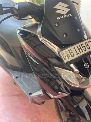 Suzuki Burgman 2020