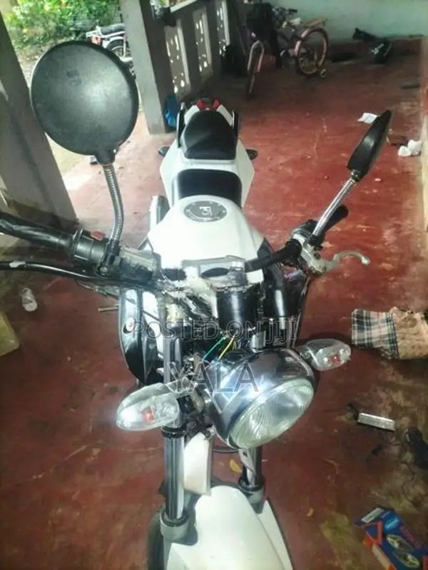 Demak DZM 200 2016