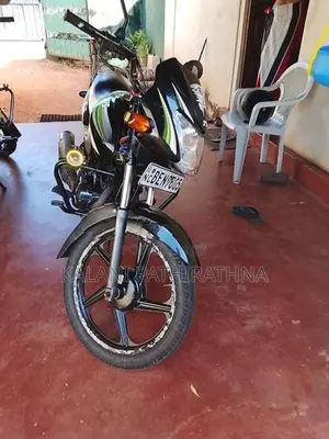 TVS Metro 2017