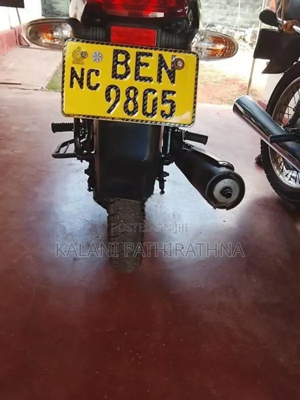 TVS Metro 2017