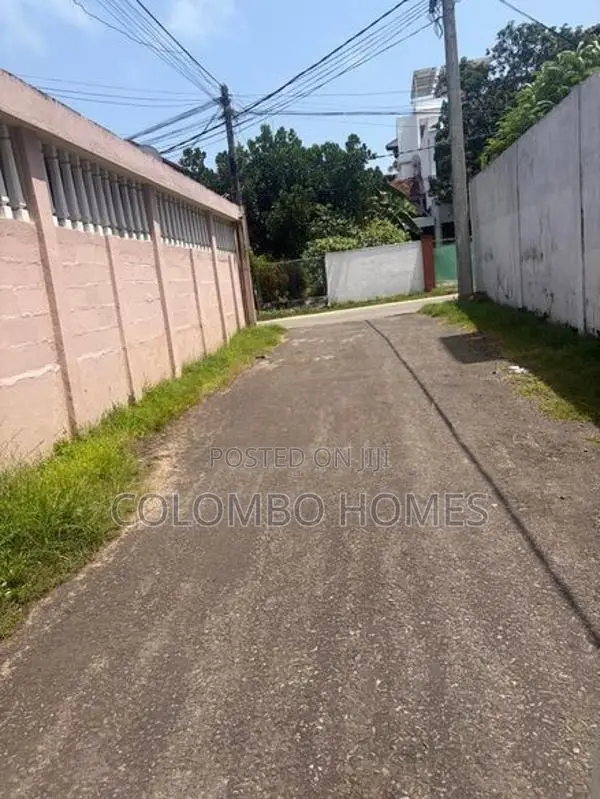 8 Perches Land for Sale - Dehiwala