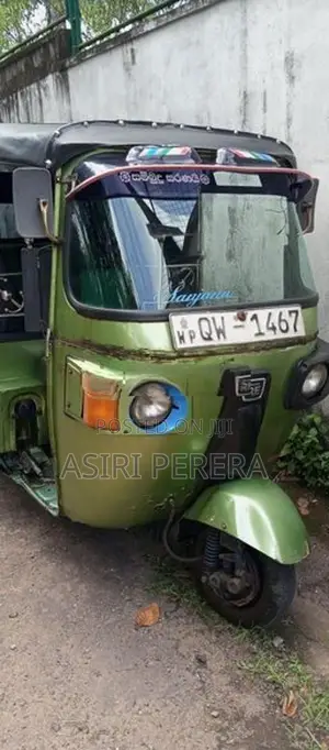 Bajaj RE 4 stroke 2009