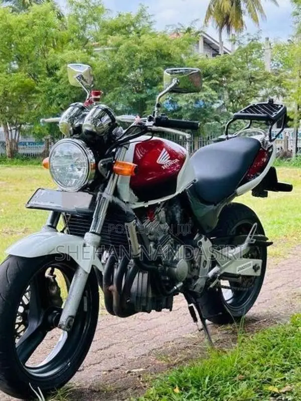 Honda CB Hornet 1998
