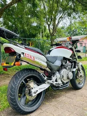 Honda CB Hornet 1998