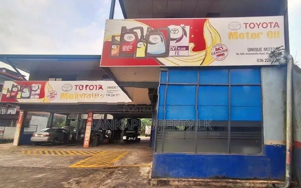 Running Atomobile Serice Center for Sale in Avissawella Road, Dehiovit