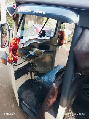 Bajaj RE 1994