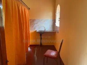 Upstairs for Rent Breandiyawatta
