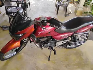 Bajaj Pulsar 150 2006