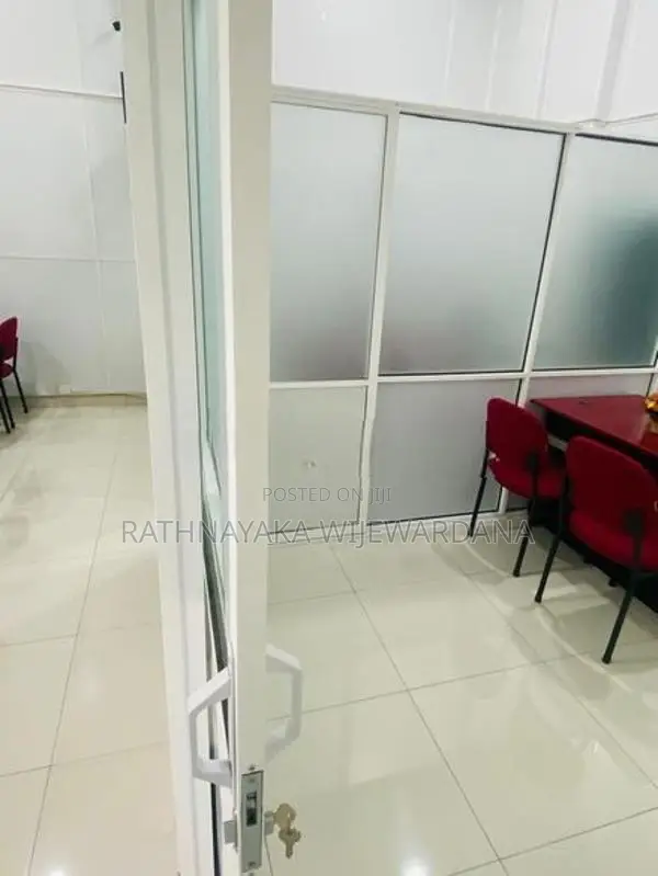 Aluminum Office Partitions Setup