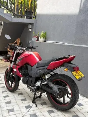 Yamaha FZS V1 2011