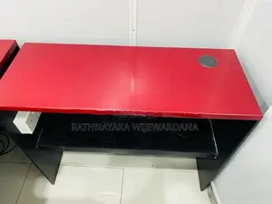 Executive Chairman Table Set