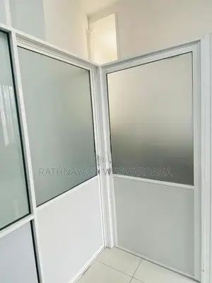 Aluminum Office Partitions Setup