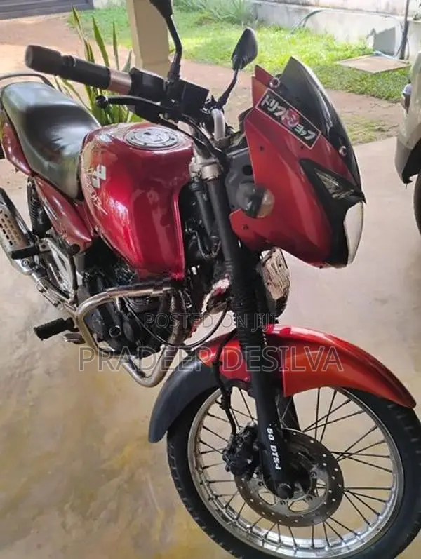 Bajaj Pulsar 150 2006