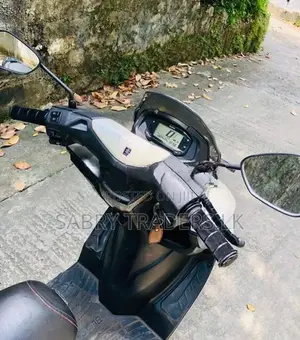 Suzuki Burgman 125 2019