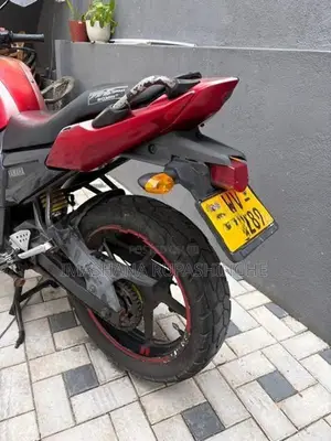 Yamaha FZS V1 2011