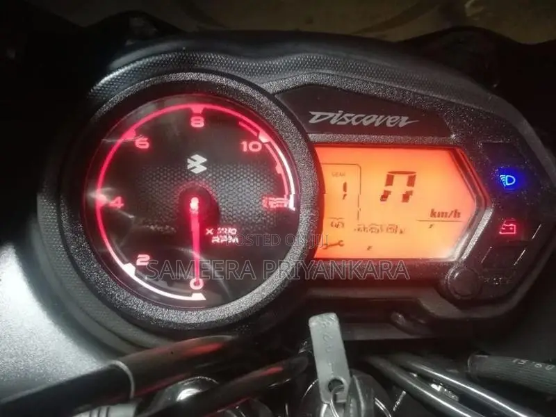 Bajaj Discover 125 ES 2023