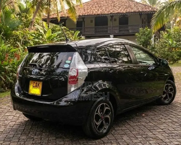 Toyota Aqua S Grade 2014