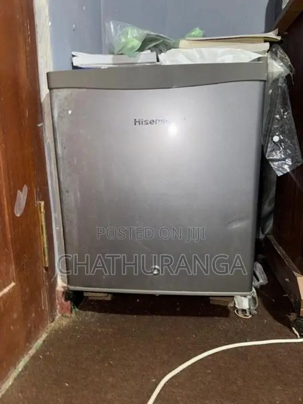 Hisense Mini Fridge