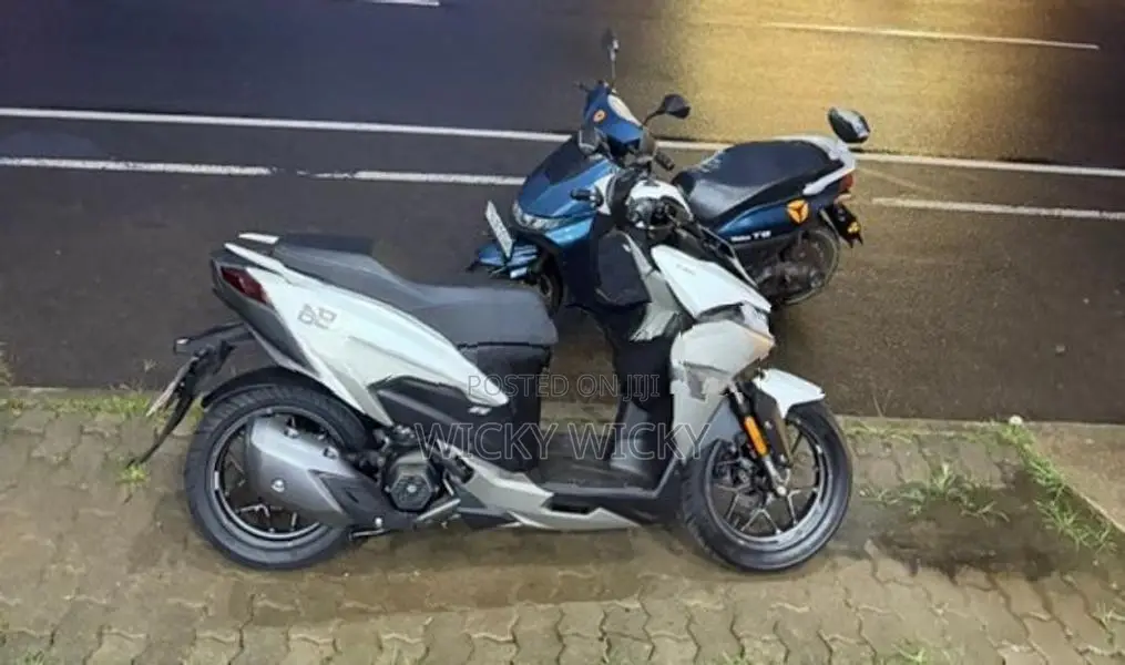 Hero XOOM 125R 2026