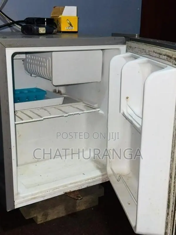 Hisense Mini Fridge