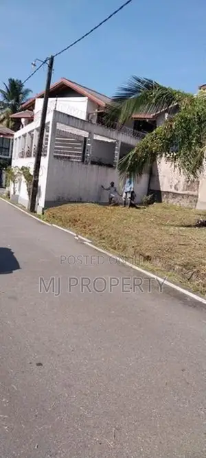 ( YS-1091 ) Valuable Residential Bare Land Sale in Malabe