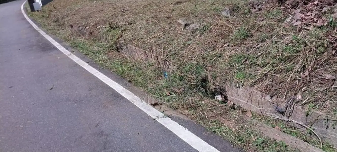 ( YS-1091 ) Valuable Residential Bare Land Sale in Malabe