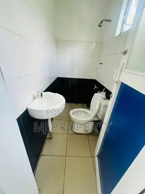 ( YC-1065) Valuable 2nd Floor Commercial Shop Space Rent in Godagama