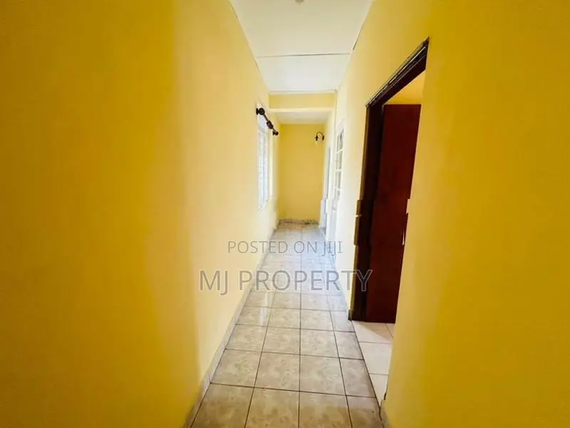 ( YR-1108) Valuable Upper Floor House Rent in Nugegoda