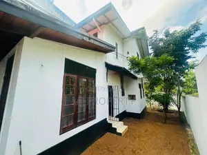 (YS-1098)Two Storey House For Sale in Pannipitiya
