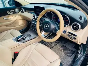 Mercedes Benz C350 2016
