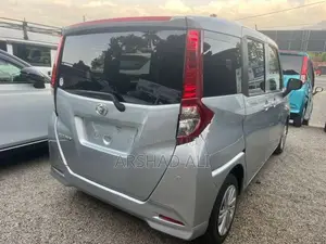 Toyota Roomy X Grade 2023