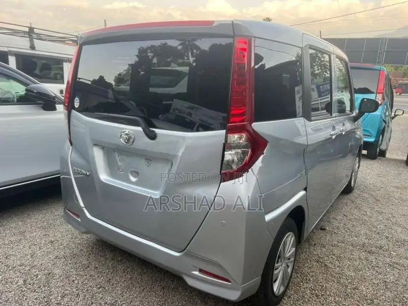 Toyota Roomy X Grade 2023