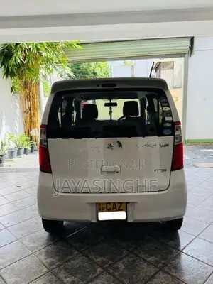 Suzuki Wagon R FX white color 2016