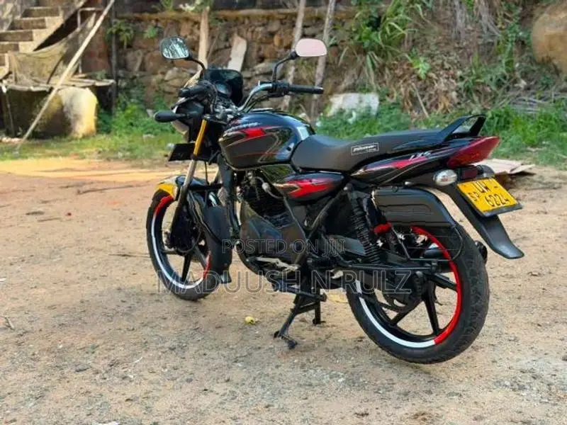 Bajaj Discover 2008