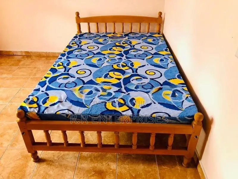6*4ft Double Bed with Mattress