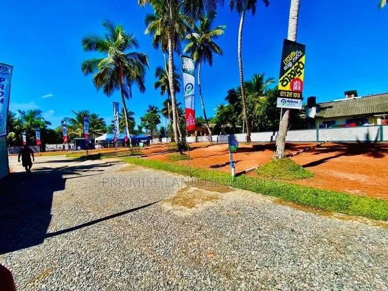 Residential Lad Plots Sale in Panadura Walana H37