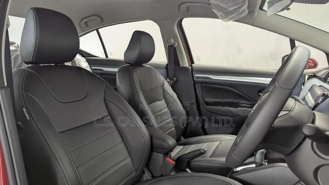 Nissan Almera VL 2025