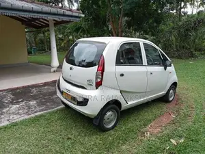 Tata Nano Twist 2016