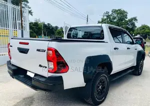 Toyota Hilux REVO GR SPORT 2025