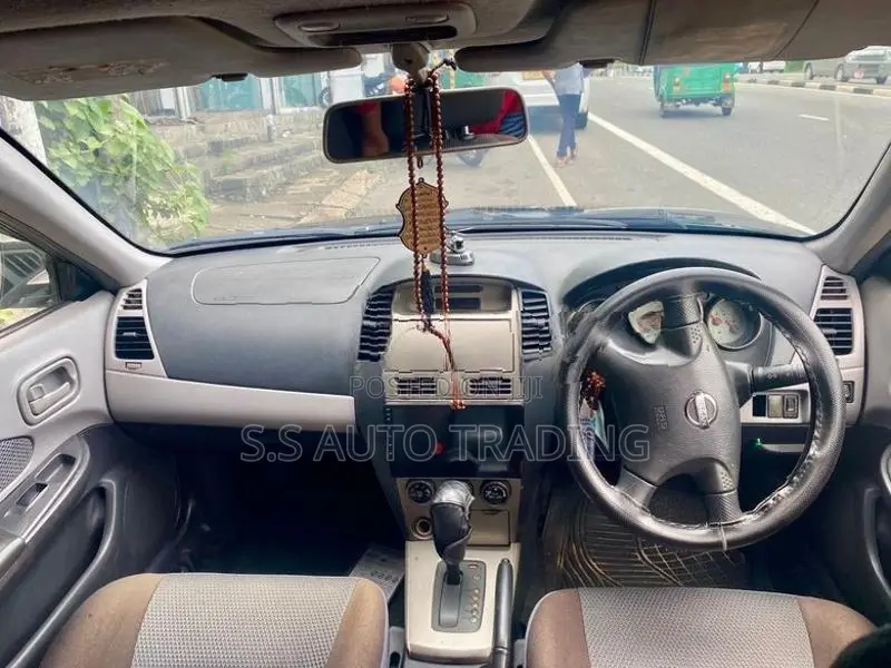 Nissan Wingroad S GRADE 2003
