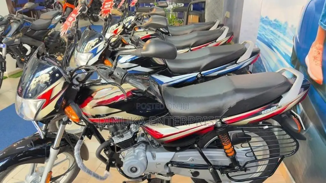 Bajaj CT100 Es 2026