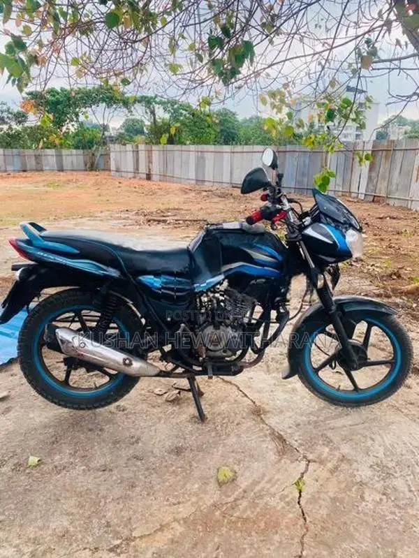 Bajaj Discover 2010